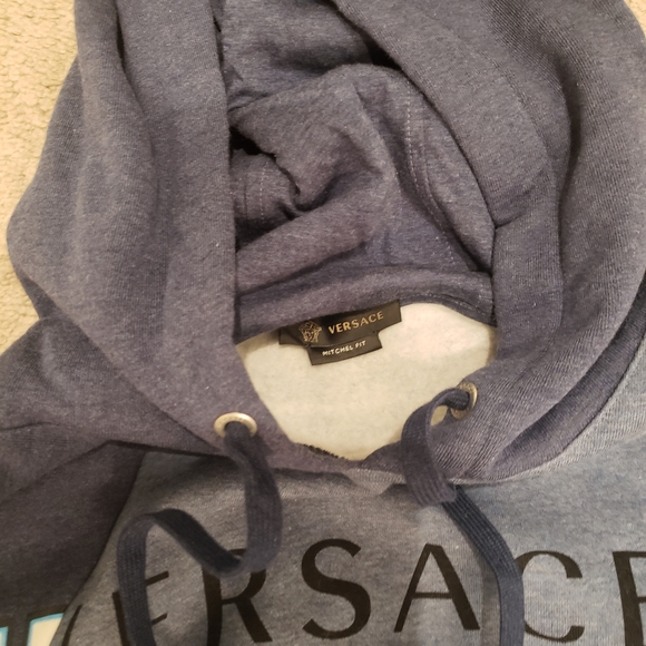 Versace mens hoodie Lg - Picture 9 of 10